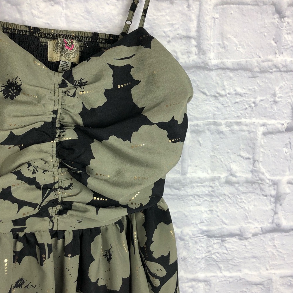 [5 for $25] Ecote Black Green & Gold Strappy Dress - Picture 3 of 7